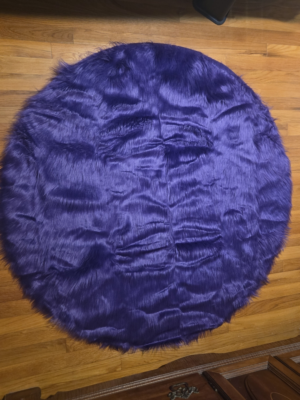 FabricLA 48" Purple Round Shaggy Faux Fur Fabric Pre-Cut Circle Rug DIY Prop